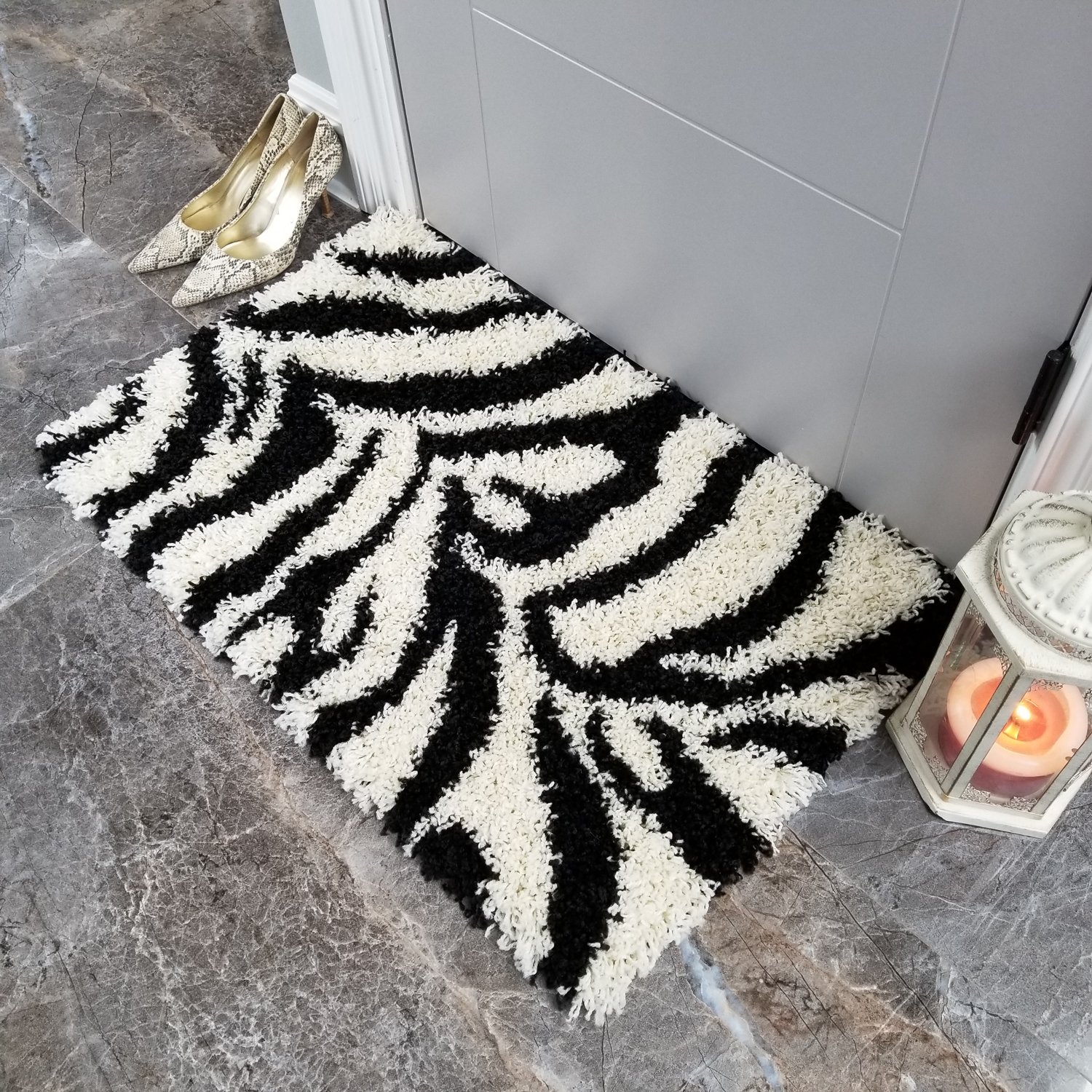 Amazon.com: Shag Door Mat | Zebra Black Ivory, 30 inch x 20 in